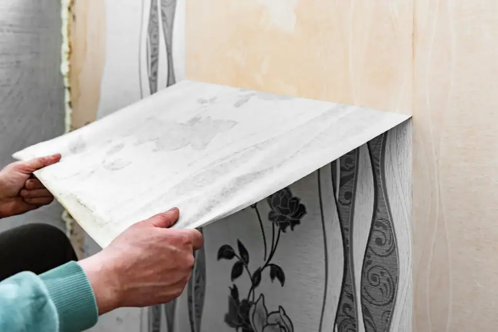 Wallpaper Removal in Washington, DC: What Happens Before You Repaint?